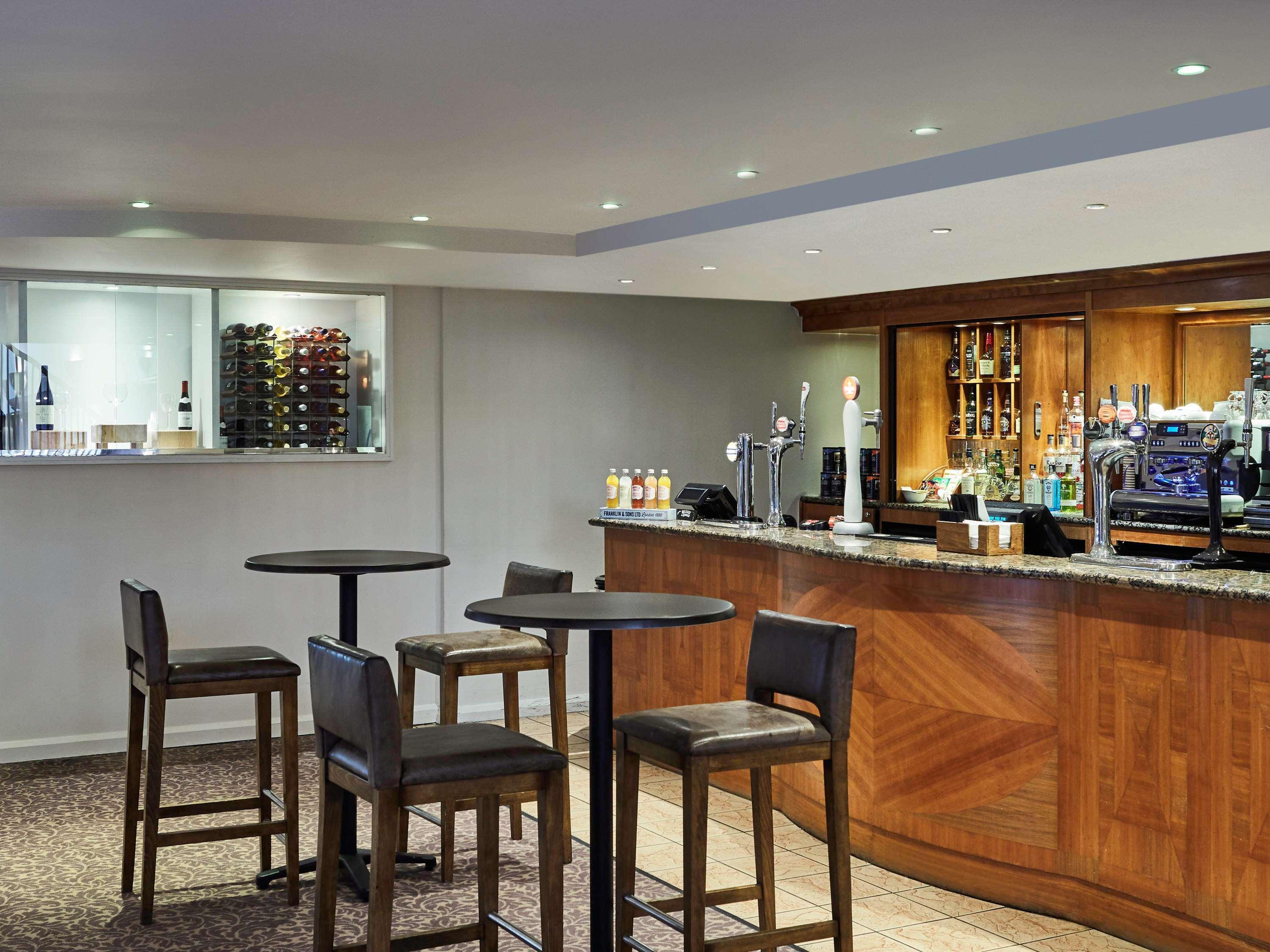 Mercure Kenwood Hall & Hotel